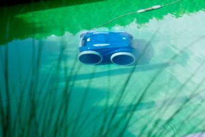 Klares Wasser im Pool: Unsere wichtigsten Tipps für dauerhaft gute Wasserqualität